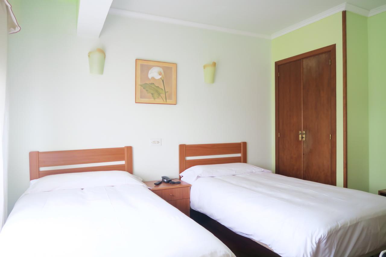 Hotel Camino Do Mar Urdilde ภายนอก รูปภาพ